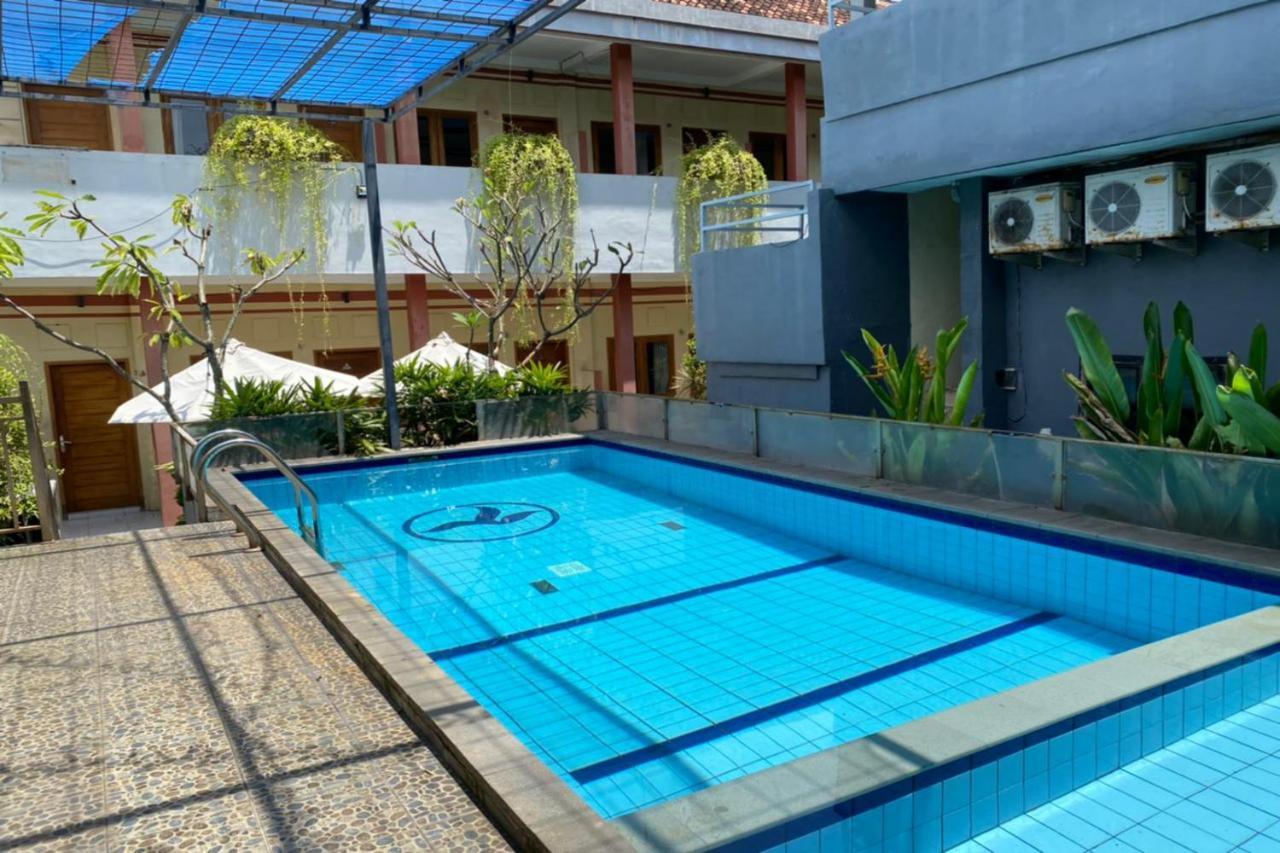 Rabasta Enjoy Kuta 3* Kuta (Bali)