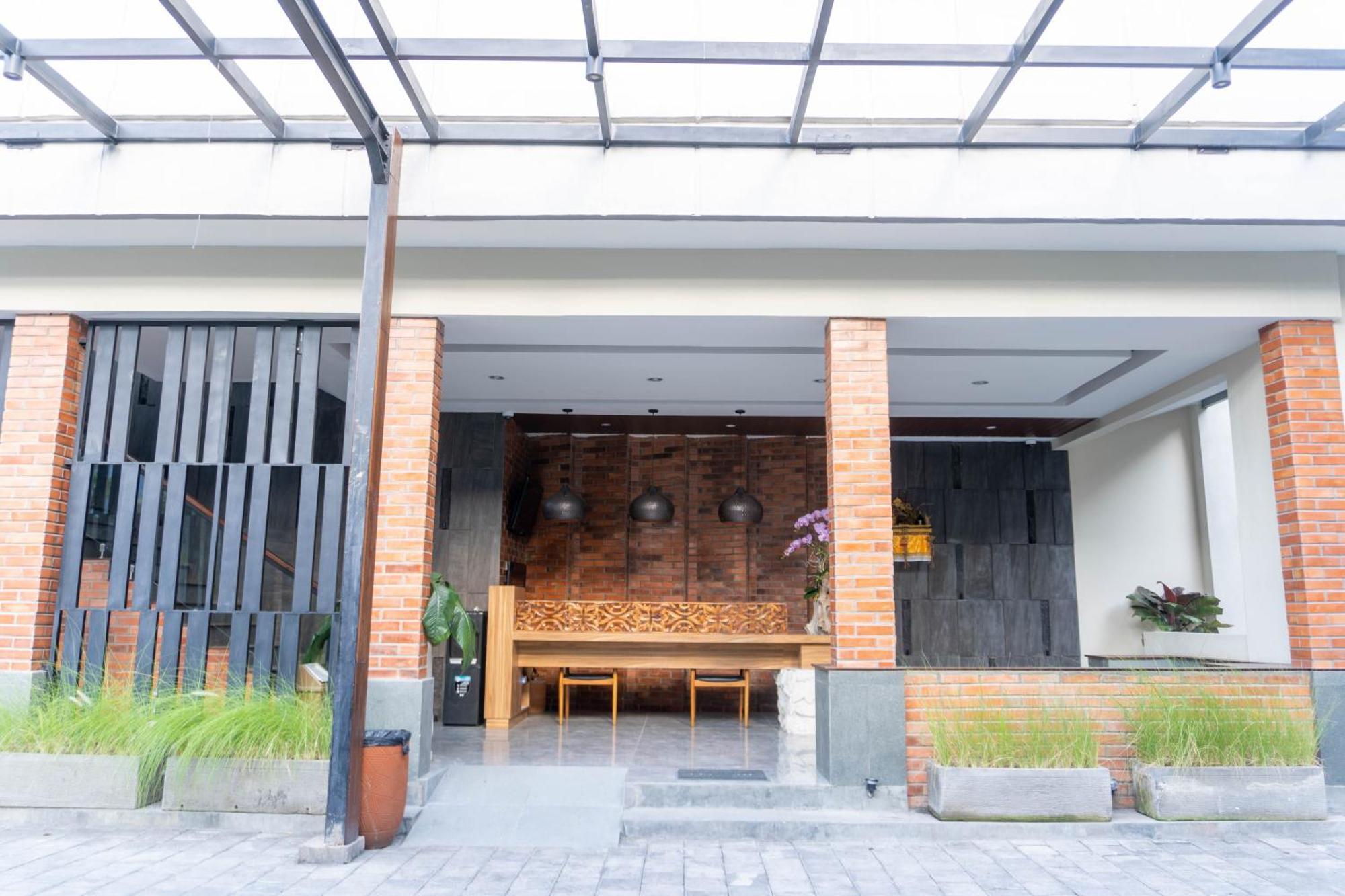 Rabasta Enjoy Kuta 3* Kuta (Bali)