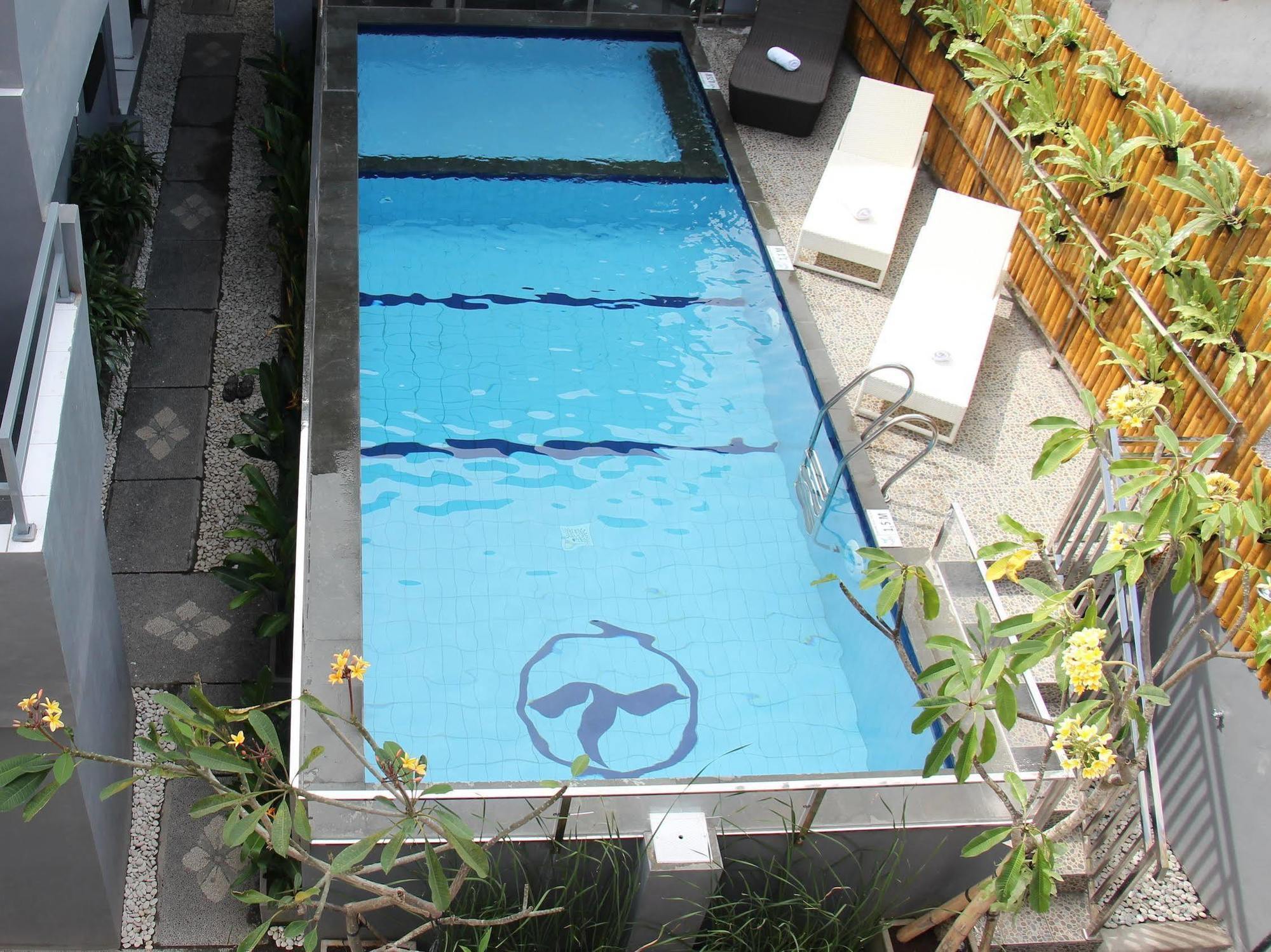 Rabasta Enjoy Kuta 3*